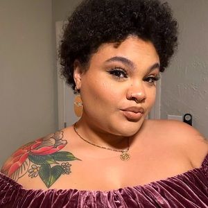 Meet your Posher, Kyleah